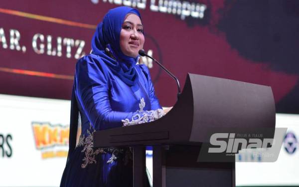 Tengku Norhanim berucap pada Majlis Nims Only The Best Starpreneur 2022.  - Foto Sinar Harian ASRIL ASWANDI SHUKOR