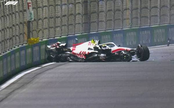 Mick Schumacher terlibat nahas pada sesi kelayakan Grand Prix F1 pada Sabtu. - FotoTwitter Formula 1