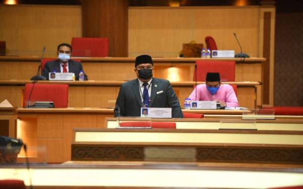 Mohd Akmal menjawab soalan tambahan Datuk Azhar Jamaluddin (BN-Changkat Jong) dalam Persidangan Dewan Undangan Negeri (DUN) Perak ke-14 di sini pada Selasa.