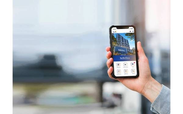 Para pelanggan boleh mendapatkan pelbagai informasi dan berkomunikasi dengan mudah melalui aplikasi yang disediakan oleh SkyWorld.