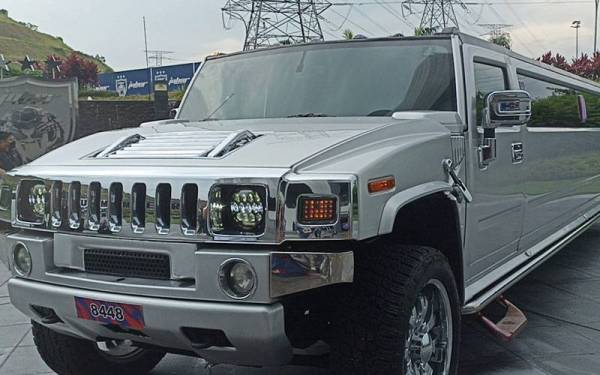 JDT Hummer Tour di Stadium Sultan Ibrahim.
