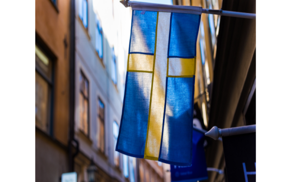 Sweden pada Jumaat memansuhkan undang-undang berkaitan Covid-19. - Gambar hiasan