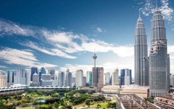 Paras rizab itu memadai untuk membiayai 6.1 bulan import barangan dan perkhidmatan dan 1.2 kali jumlah hutang luar negeri jangka pendek.