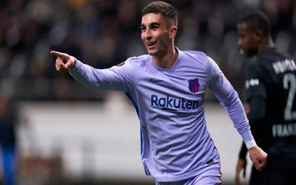 Torres meraikan jaringannya dan berjaya membantu pasukannya mencatatkan keputusan seri di Merchant logo Deutsche Bank Park awal pagi Jumaat.