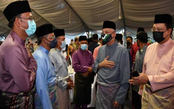 Ismail Sabri hadir pada Majlis Berbuka Puasa Perdana Menteri Bersama Penjawat Awam di Kompleks Seri Perdana pada Jumaat. - Foto Bernama