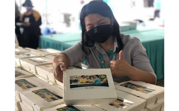 Siuew Luan menyemarakkan #KitakanJiran menerusi juadah berbuka puasa kepada golongan B40, yatim piatu, ibu tunggal dan OKU. 