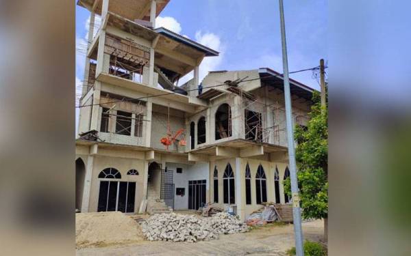 Kompleks Masjid Al-Muttaqin menawarkan kemudahan kepada semua golongan untuk menginap di pondok bagi mendalami ilmu agama.