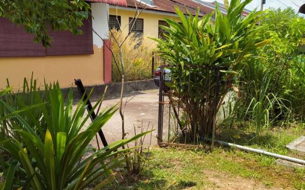 DJ Wong dikatakan keluar melalui pintu belakang rumah dan tidak pulang sejak Rabu lalu.