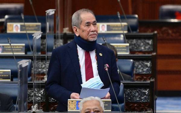 Wan Junaidi Tuanku Jaafar pada Mesyuarat Khas Penggal Kelima Majlis Parlimen Ke-14 di Bangunan Parlimen hari ini. - Foto: Bernama