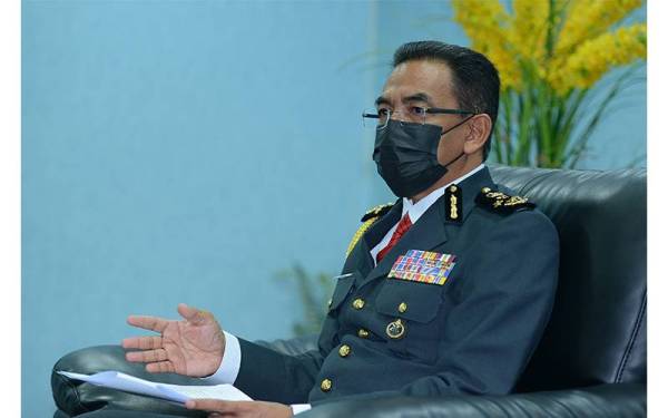 Kami komited untuk menguruskan isu berkaitan penguatkuasaan ini dengan kekuatan yang ada.