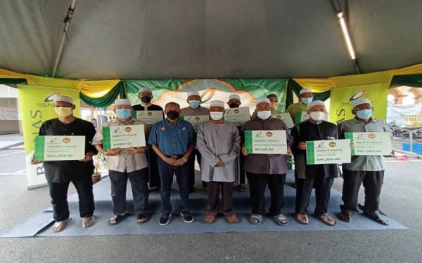 Bernas turut memberikan isentif kepada masjid-masjid yang berdekatan dengan kilang operasinya di Perlis bagi mengimarahkan lagi aktiviti mereka.