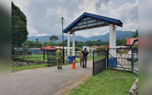 Keadaan Pusat Tahanan Relau selepas kira-kira 700 tahanan PATI dari Pusat Tahanan Relau di sini melarikan diri beramai-ramai lebih kurang jam 4 pagi Rabu.