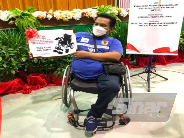 Mohd Fauzan Yaacob, 37, yang kudung kaki kanan akibat jangkitan kuman kerana kemalangan pada tahun 2012.