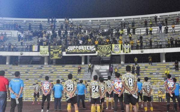 Perak FC diberi tempoh sehingga 29 April bagi menyelesaikan masalah tunggakan gaji pemain dan pegawai. Foto: FB PERAK FC