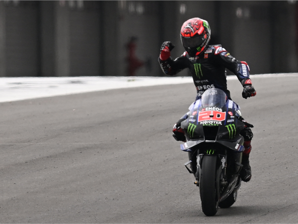 Fabio Quartararo menamatkan perlumbaan lebih lima saat di hadapan rakan senegara dari Perancis, Johann Zarco dari Ducati-Pramac. - Foto AFP