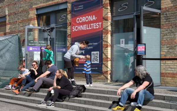 Kes Covid-19 di Jerman pada Selasa terus menunjukkan trend penurunan iaitu 632.2 jangkitan bagi setiap 100,000 rakyat. - Foto 123RF