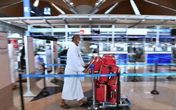 Penerbangan pertama jemaah haji Malaysia ke Makkah dijadualkan pada 31 Mei ini. - Foto Bernama