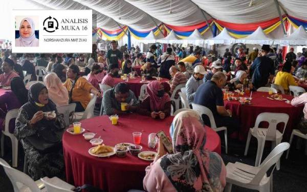 Kehadiran lebih 100,000 tetamu pada Majlis Rumah Terbuka Hari Raya Aidilfitri Perdana Menteri dan Anggota Jemaah Menteri 2022 di Seri Perdana, Putrajaya pada Ahad. 