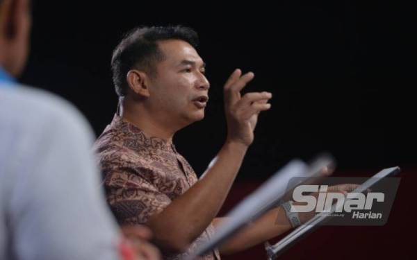 Rafizi pada program Berani Semuka: Siapa Layak Bersama Anwar? yang berlangsung di Kompleks Kumpulan Karangkraf, di sini pada Rabu. Foto SINAR HARIAN/ ASRIL ASWANDI SHUKOR.