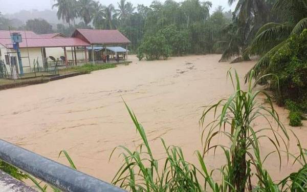 Paras sungai di Kampung Jaya Kerling. - Foto tular