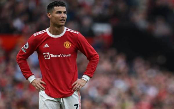 Ten Hag mahu kekalkan Ronaldo di Old Trafford.