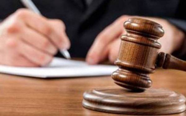 Alvin Goh mengemukakan representasi berhubung permohonan SPRM untuk melucut hak wangnya serta wang milik dua syarikatnya di Mahkamah tinggi. Gambar hiasan