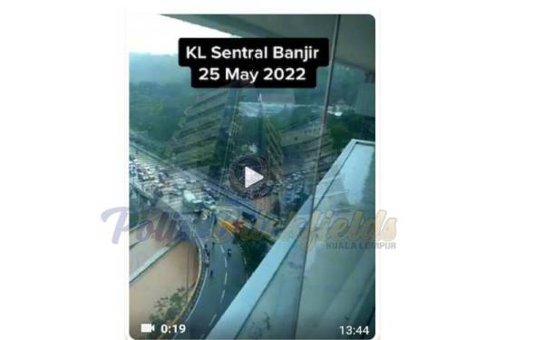 Tangkap layar video tular mengenai kejadian banjir yang disahkan polis berlaku pada 25 April lalu.