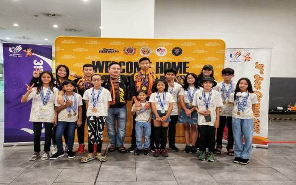 Antara atlet Eagles Diving Academy Malaysia yang berjaya mengharumkan Malaysia di Jakarta baru-baru ini.