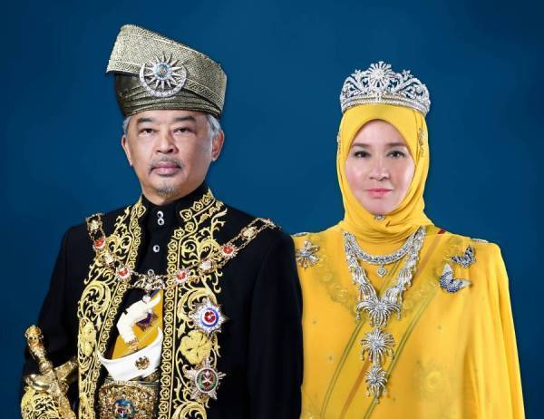 Yang di-Pertuan Agong, Al-Sultan Abdullah Ri'ayatuddin Al-Mustafa Billah Shah dan Raja Permaisuri Agong, Tunku Hajah Azizah Aminah Maimunah Iskandariah - Foto Bernama