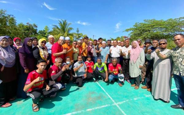 KRT Taman Bakti meraikan Ahmad Nor Iman Aliff dan abangnya, Ahmad Nor Iman Hakim sempena kejayaan mereka semasa Sukan SEA ke-31 di Vietnam Mei lalu.