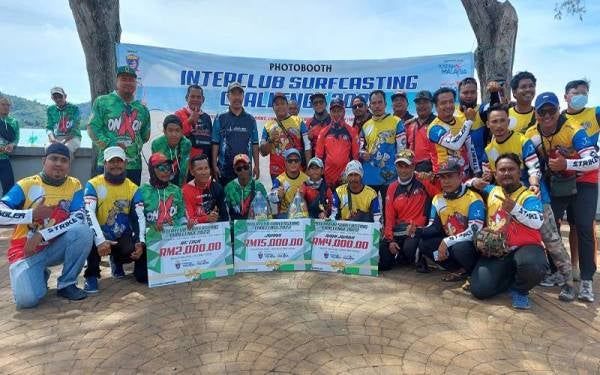 Tiga kumpulan utama menjadi juara, naib juara dan tempat ketiga dalam pertandingan memancing Intergroup Surfcasting Challenge 2022 di Waterfront Lumut pada Ahad.