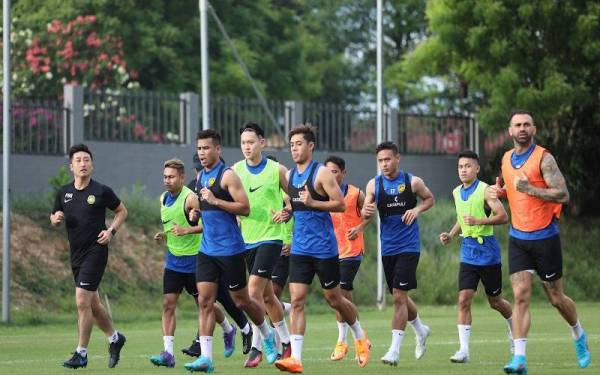 Sepak mula berdepan Bangladesh di Stadium Nasional, Bukit Jalil pada Selasa akan menjadi penentu sama ada Harimau Malaya mampu merealisasikan impian mara ke pentas Piala Asia 2023 atau sekali lagi dipalit kecewa. - Foto Football Association of Malaysia