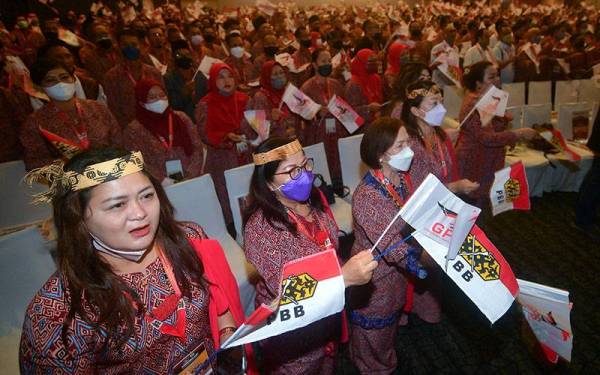 Sebahagian daripada peserta yang menghadiri Persidangan Perwakilan Parti Pesaka Bumiputera Bersatu (PBB) kali ke-15 di sini, hari ini. 