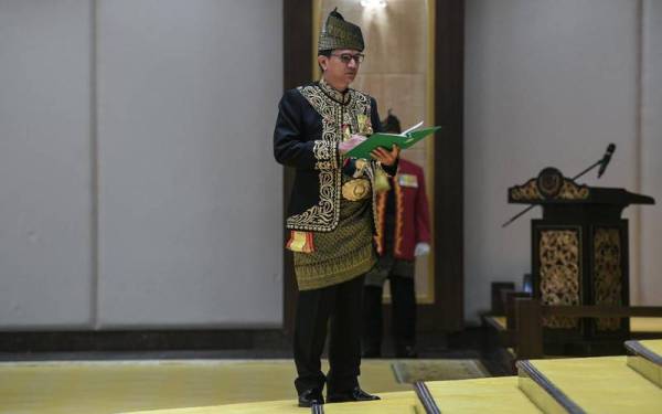 Raja Muda Kedah bertitah sempena Sambutan Hari Ulang Tahun Keputeraan ke-80 Sultan Kedah, Sultan Sallehuddin Sultan Badlishah pada Majlis Istiadat Menyembah Tahniah dan Penganugerahan Darjah serta Bintang Kebesaran di Balairung Seri Besar, Istana Anak Bukit,di sini,pada Ahad.