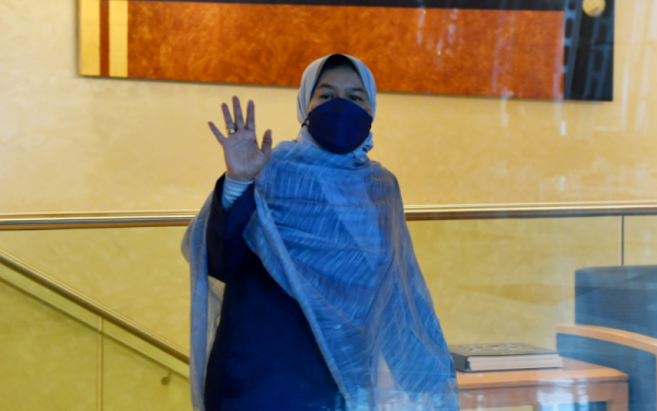 Zuraida ketika ditemui sebelum berlepas ke Sabah di Lapangan Terbang Antarabangsa Kuala Lumpur (KLIA) pada Rabu. - Foto Bernama