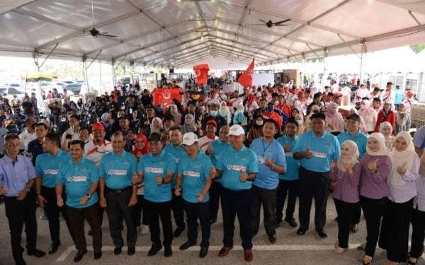 Antara yang hadir ke Majlis Penutup Ekspo Institusi Pendidikan TVET@KPLB 2022 di Dataran Amanjaya Mall Sungai Petani Kedah pada Sabtu.