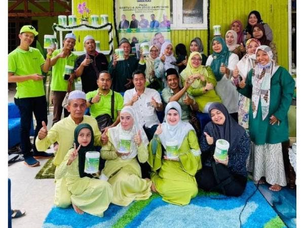 Sebahagian daripada ejen yang mencapai kejayaan bersama Syarikat Multivita Resources.
