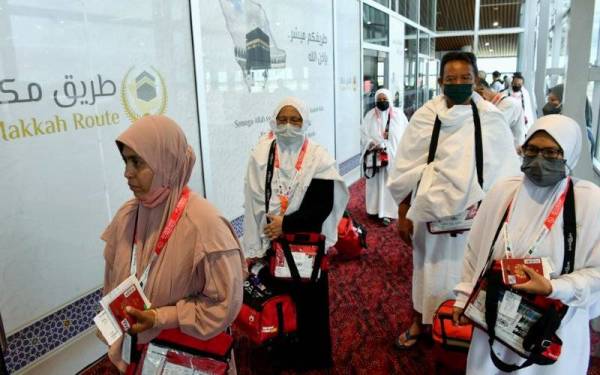 Seramai 14,306 jemaah haji Malaysia mula bergerak ke Arafah pada Khamis. - Foto hiasan 