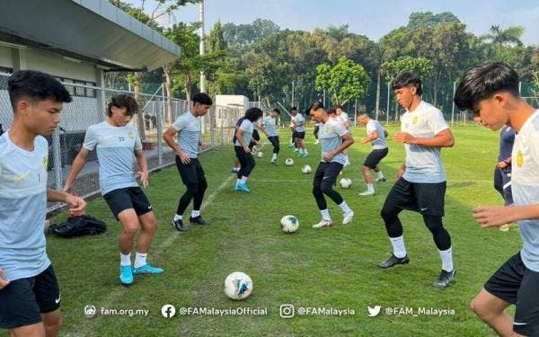 Skuad Harimau Muda bakal membuat perhitungan dengan Vietnam dalam aksi separuh akhir Kejuaraan AFF B-19 2022 di Stadium Patriot Chandrabhaga, Indonesia pada Rabu. - Foto FAM