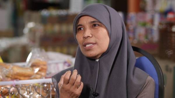 Harlina mengakui FELDA banyak membantu beliau ketika memulakan perniagaan sehinggalah bisnes berkembang sekarang ini.