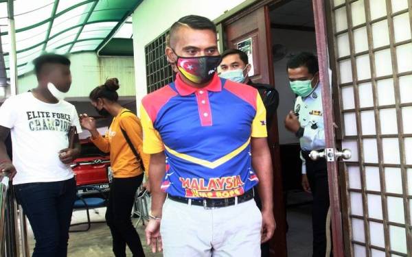 Tertuduh mengaku tidak bersalah atas empat pertuduhan memandu secara berbahaya hingga mengakibatkan kematian empat beranak, minggu lalu.