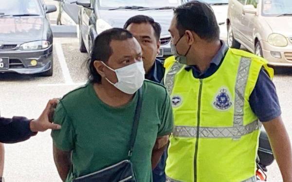 Mohd Nor'muzil dihantar ke Penjara Kajang untuk menjalani hukuman penjara enam bulan.