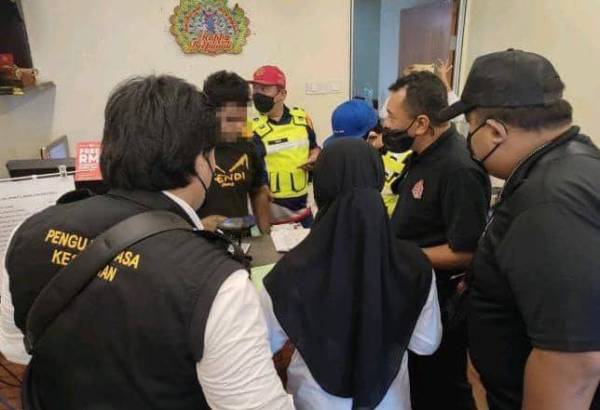 Pemeriksaan dokumen dijalankan oleh Penguatkuasa Kesihatan dan DBKL.