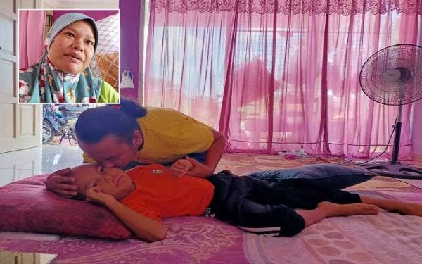 Zhahrin Ain bersama anak kesayangannya, Muhamad Wirdas. (Gambar kecil : Nurul Amalina)