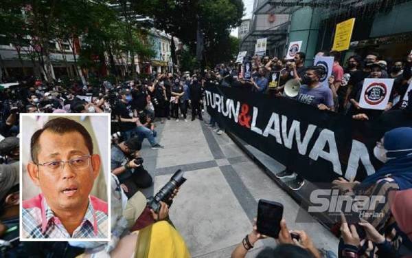 Himpunan #Turun di Jalan Tuanku Abdul Rahman pada Sabtu. Gambar kecil: Halimey