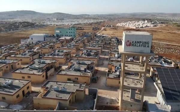 Wakaf Kampung Malaysia di utara Syria dibangunkan bagi penempatan pelarian Syria di bawah projek Syria Care sejak 2020.