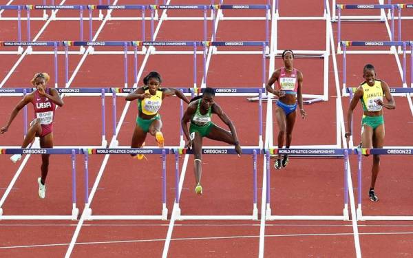 Atlet Nigeria atasi rekod dunia 100 meter lari berpagar wanita