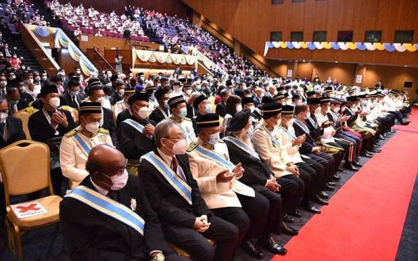 Penganugerahan Darjah Kebesaran, Bintang dan Pingat Kehormatan Negeri Sempena Hari Ulang Tahun Ke-73 Yang Dipertua Negeri Pulau Pinang (TYT) Pulau Pinang yang sedang berlangsung pada minggu ini.