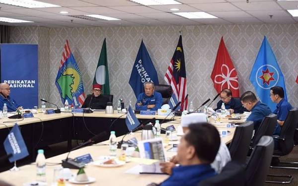 Mesyuarat Majlis Tertinggi PN pada Rabu malam bersetuju mengadakan Konvensyen PN pada 27 Ogos depan. Foto: Facebook Muhyiddin Yassin