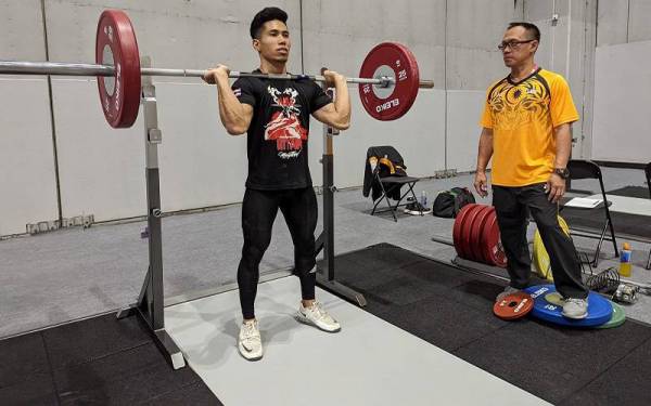 Aznil menjalani latihan sebagai persiapan menghadapi final kategori 61kg Sukan Komanwel Birmingham 2022 di Dewan NEC 1, Birmingham pada Sabtu.